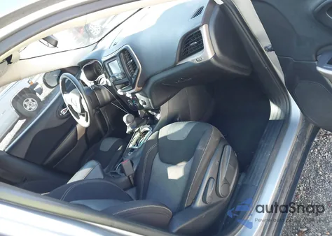 2017 Jeep Cherokee Sport 4X4 from USA, damaged, VIN 1C4PJMAS4HW584480